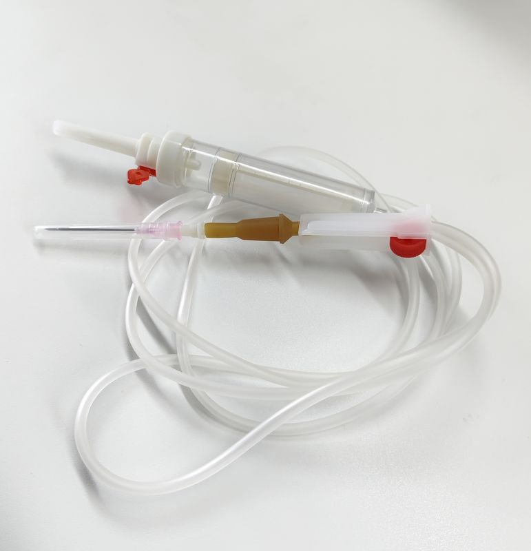 Disposable Blood Transfusion Set With Hypodemic Needle Luer Lock Connector 150cm Tube Length